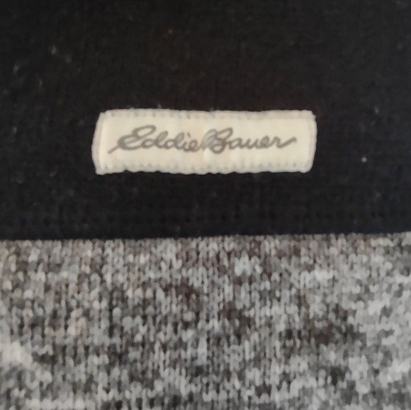 Eddie Bauer Fleece Lined 1/4 zip in Black and Gray Large - Picture 8 of 9